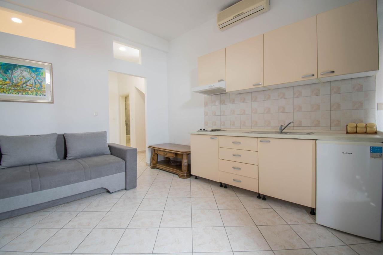 Apartments Manuela - Baška Voda Exteriér fotografie