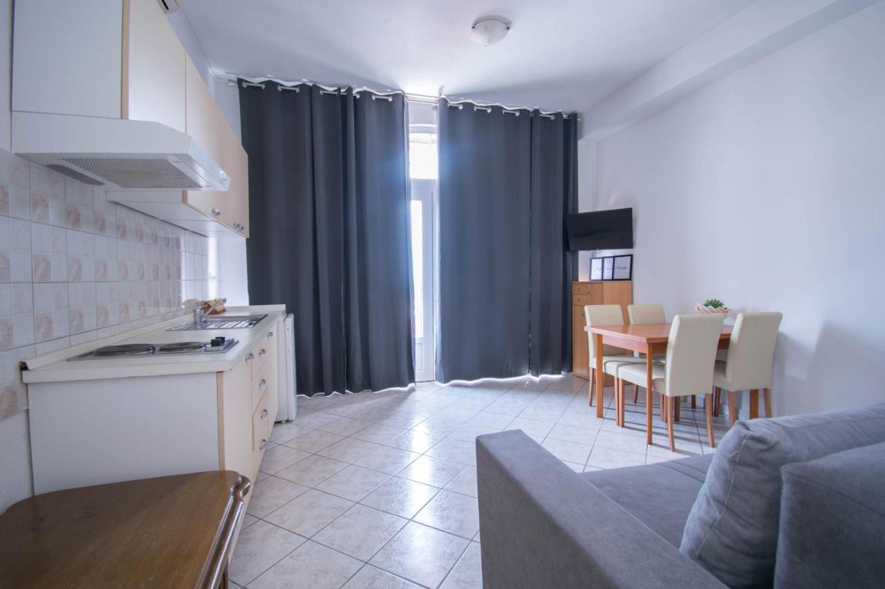 Apartments Manuela - Baška Voda Exteriér fotografie